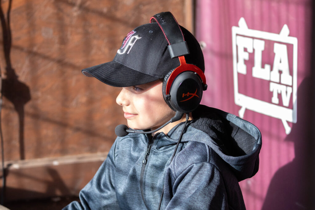 Julius, der jüngste Stream-Baseball-Experte der Flamingos.