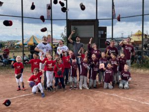 2026-07-05 T-Ball, bei den Skaylarks